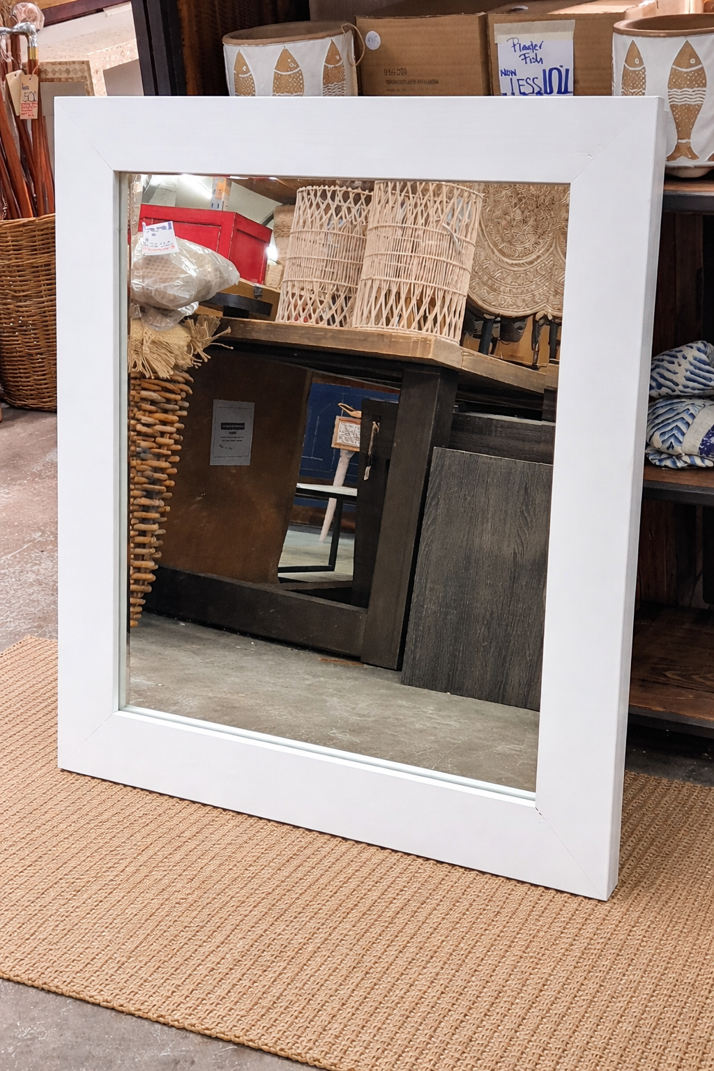 Beach Style Mirror – Modern Dresser Design