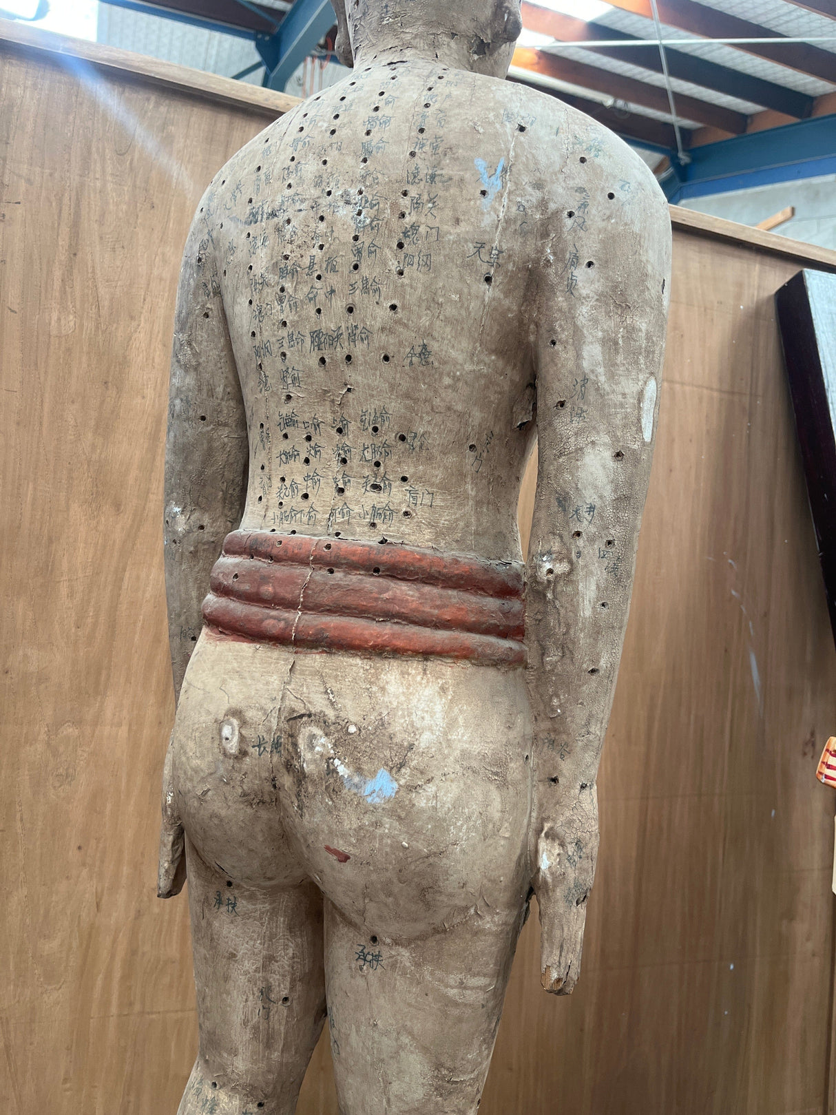 Asian Man - Statue Asian Man - Statue