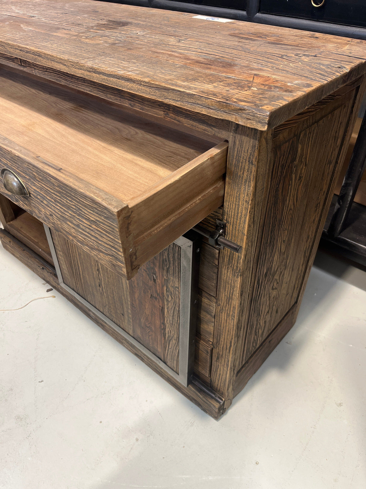 Elm Wood hall table Elm Wood hall table