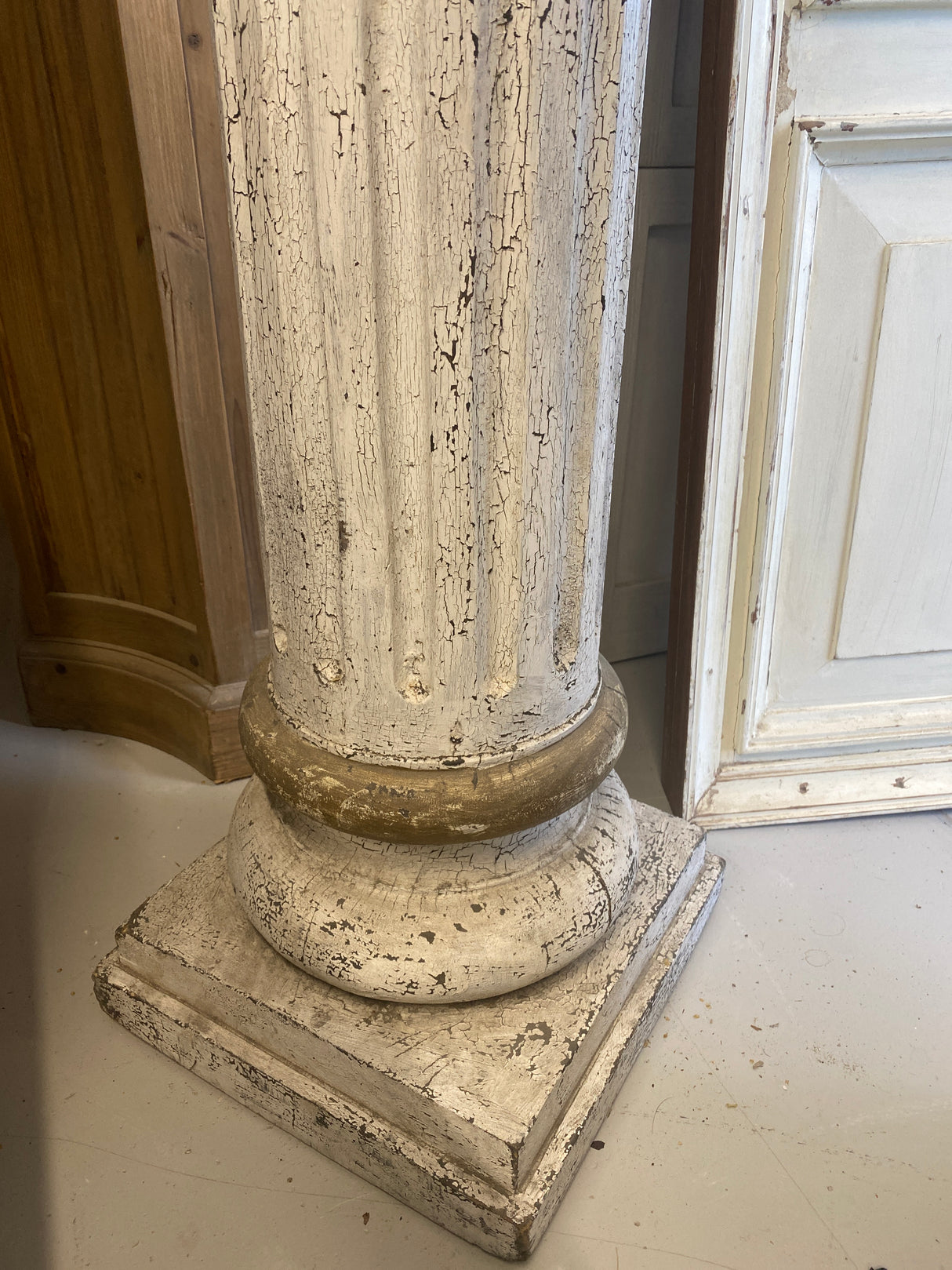 White Handmade Pillars (Each)