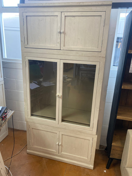 Beach Style Glass Display Cabinet Beach Style Glass Display Cabinet