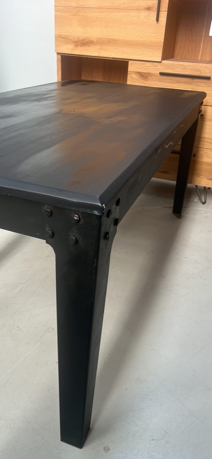 Black top Metal Dining table Black top Metal Dining table