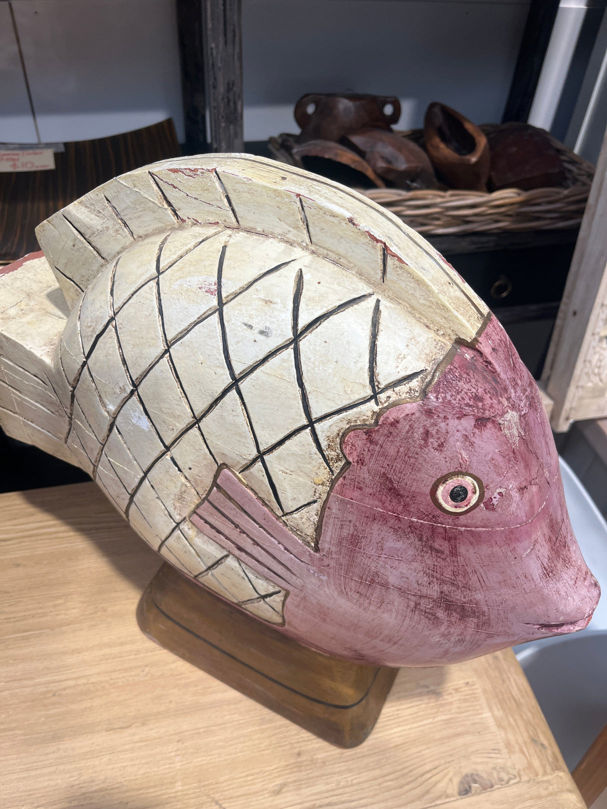 Hand carved Fish statue Hand carved Fish statue