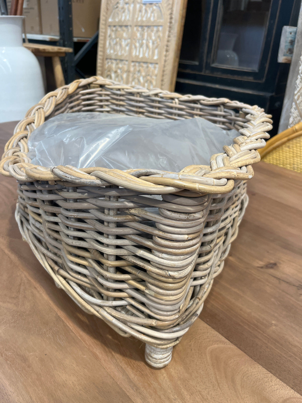 Rattan Pet Basket W Cushion - Small Rattan Pet Basket W Cushion - Small