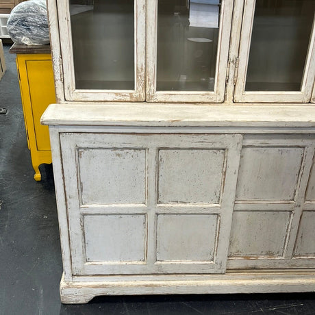 XL -French Design Display Cabinet