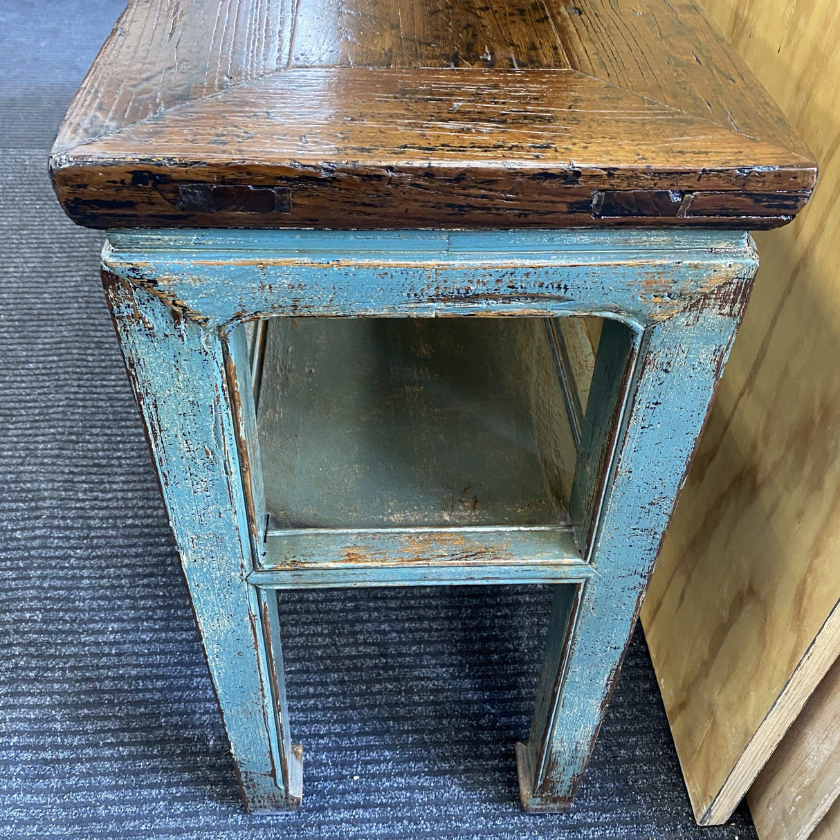 Antique Asian Sidetable Asian style sidetable